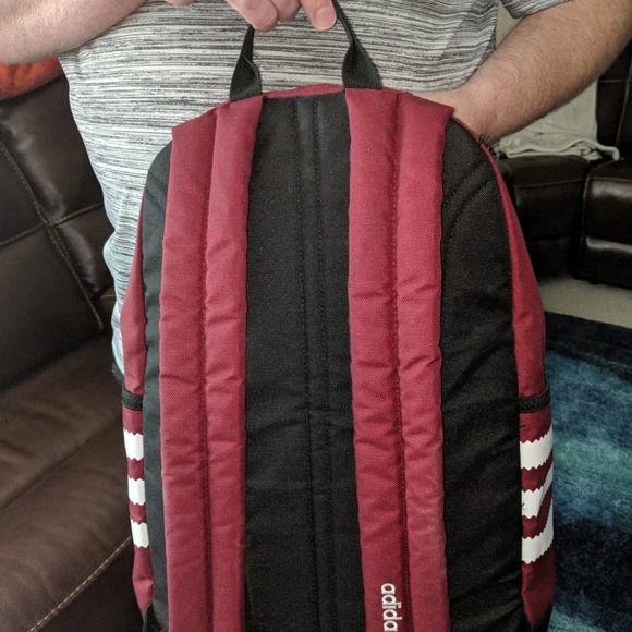 Adidas burgundy Trefoil backpack - Picture 3 of 3